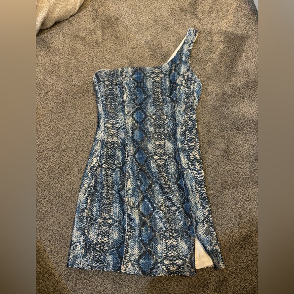 Superdown Snakeskin Sequin Dress - Picture 1 of 3